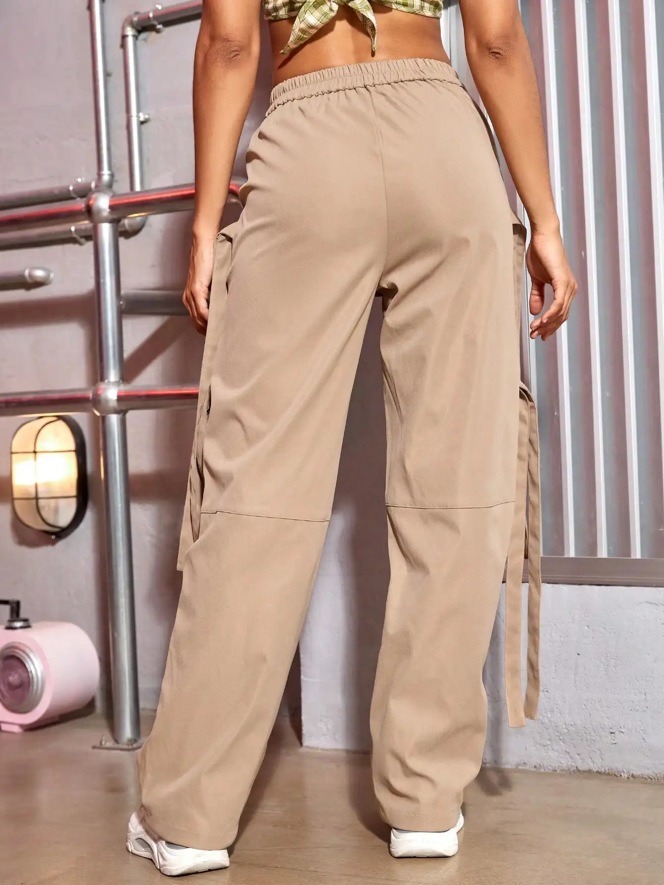 Trendy Cargo Flap Pocket Ribbon Baggy Wide Leg Parachute Pants